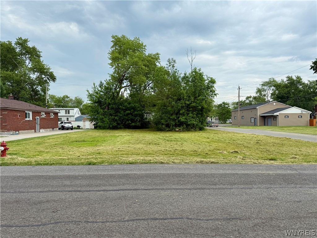 Photo 1 of 5 — 0 Sandy Beach Rd, Grand Island, NY 14072