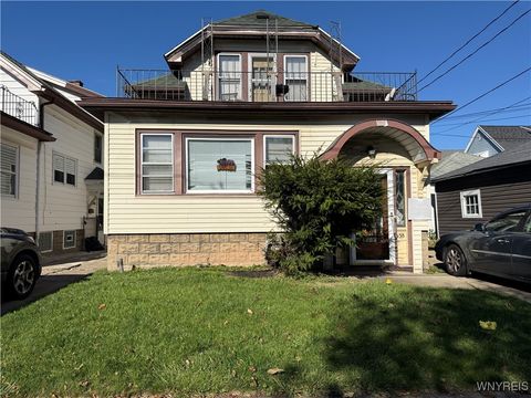 Photo of 638 Highgate Avenue, Buffalo, NY 14215 (MLS # B1648533)