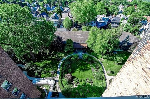 Tiny photo for 731 W Ferry #6J, Buffalo, NY 14222 (MLS # B1655275)