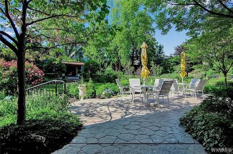 Tiny photo for 731 W Ferry #6J, Buffalo, NY 14222 (MLS # B1655275)