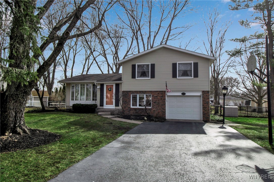 5295 Powers Road, Orchard Park, New York image 1