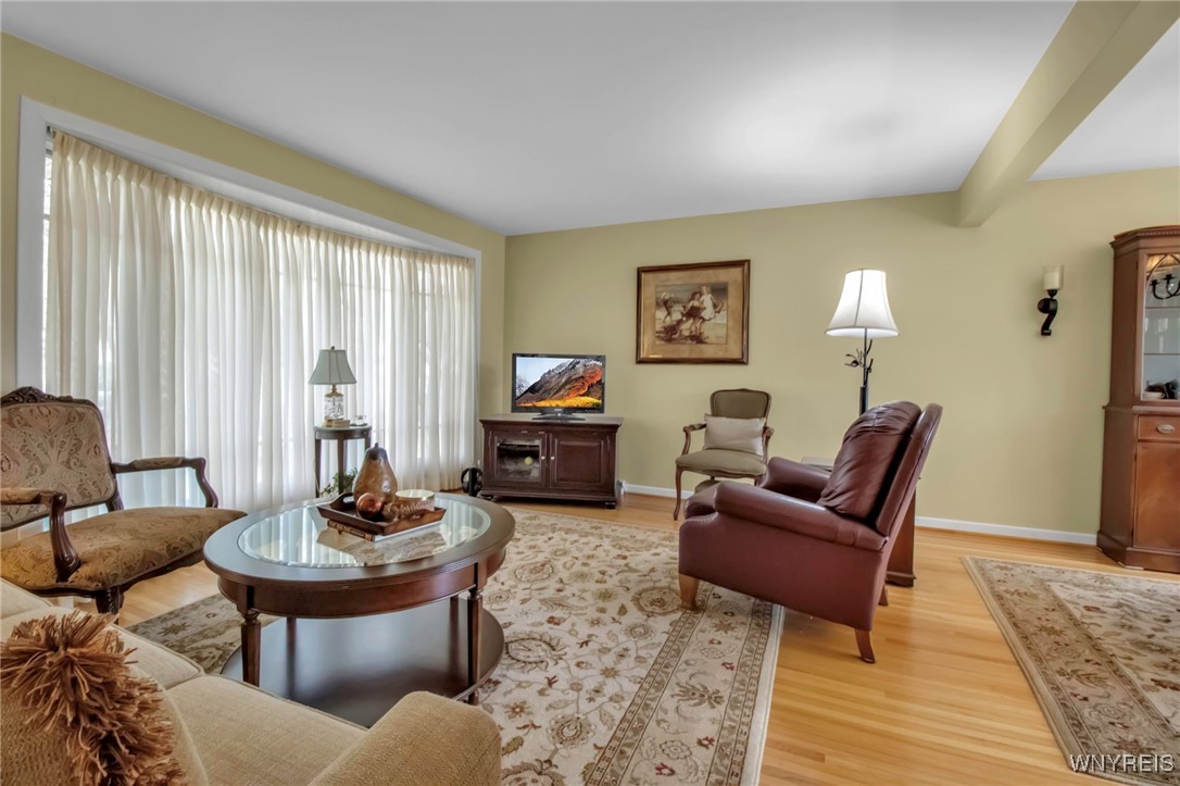 5295 Powers Road, Orchard Park, New York image 2