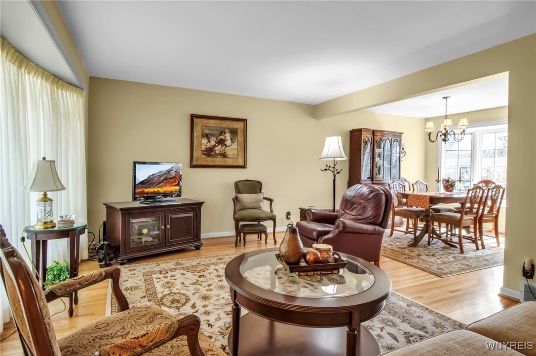 5295 Powers Road, Orchard Park, New York image 10