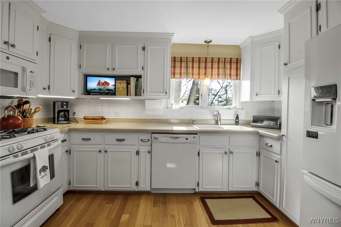 5295 Powers Road, Orchard Park, New York image 15
