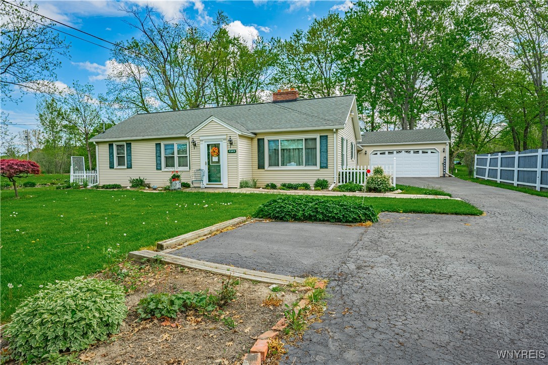 5349 Bridgeman Road, Lewiston, New York image 2