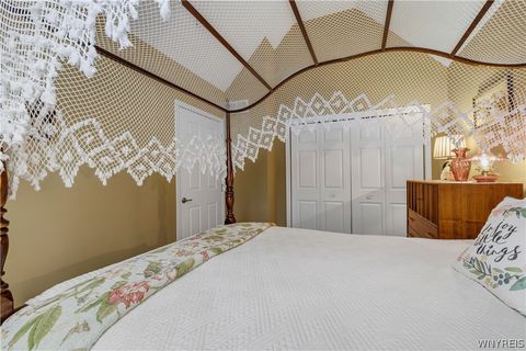 Tiny photo for 259 White Oak Terrace Ter, Grand Island, NY 14072 (MLS # B1684903)