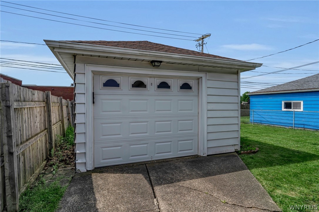 178 Oakridge Avenue