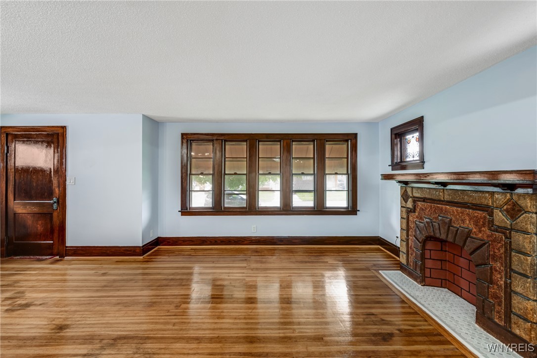 31 Saint James Road, Cheektowaga, New York image 12