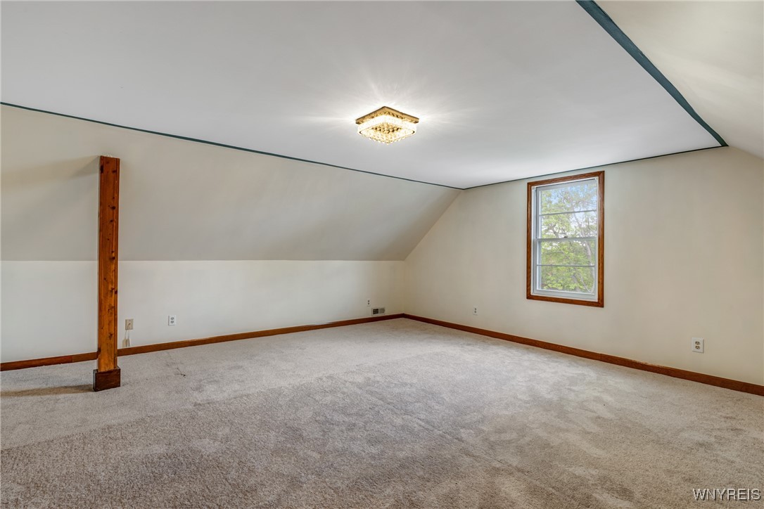 31 Saint James Road, Cheektowaga, New York image 35