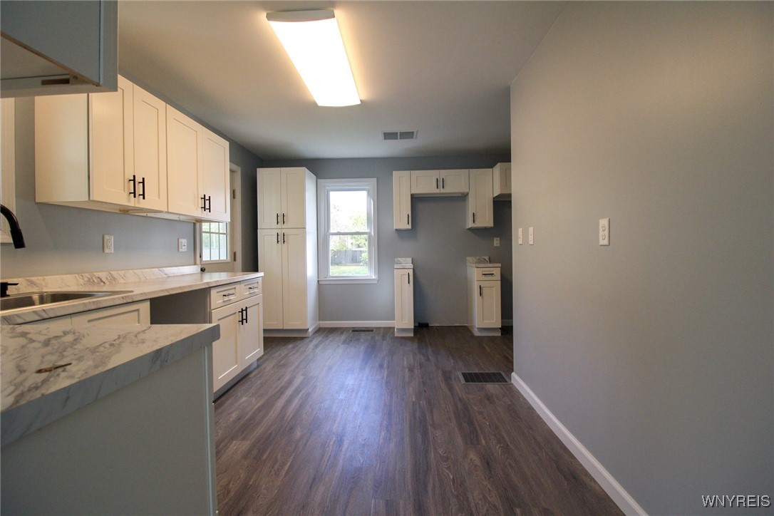 Shelby, New York 14103, United States, 4 Bedrooms Bedrooms, ,2 BathroomsBathrooms,Residential,Active,231479