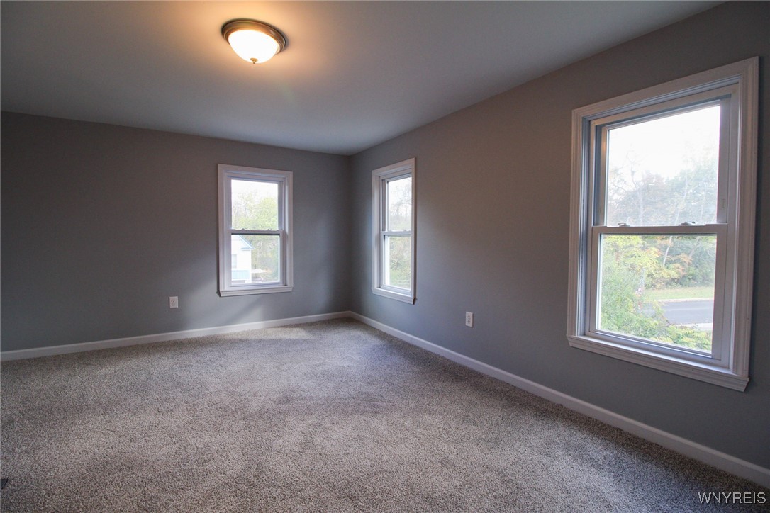 Shelby, New York 14103, United States, 4 Bedrooms Bedrooms, ,2 BathroomsBathrooms,Residential,Active,231479