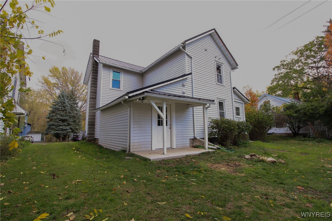 Shelby, New York 14103, United States, 4 Bedrooms Bedrooms, ,2 BathroomsBathrooms,Residential,Active,231479