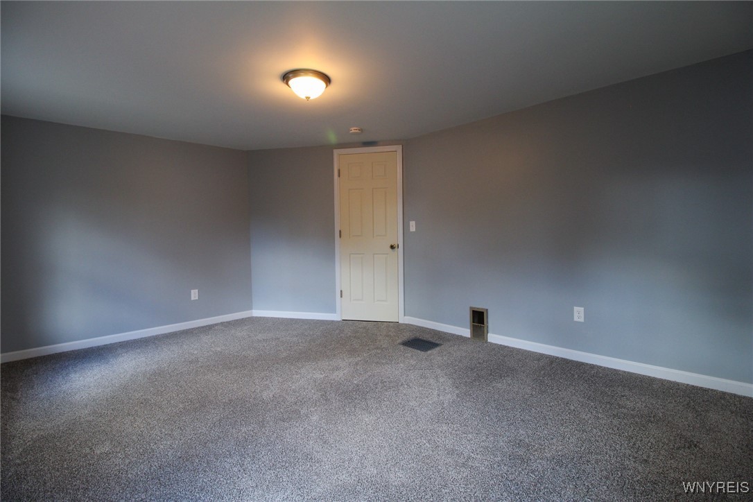 Shelby, New York 14103, United States, 4 Bedrooms Bedrooms, ,2 BathroomsBathrooms,Residential,Active,231479