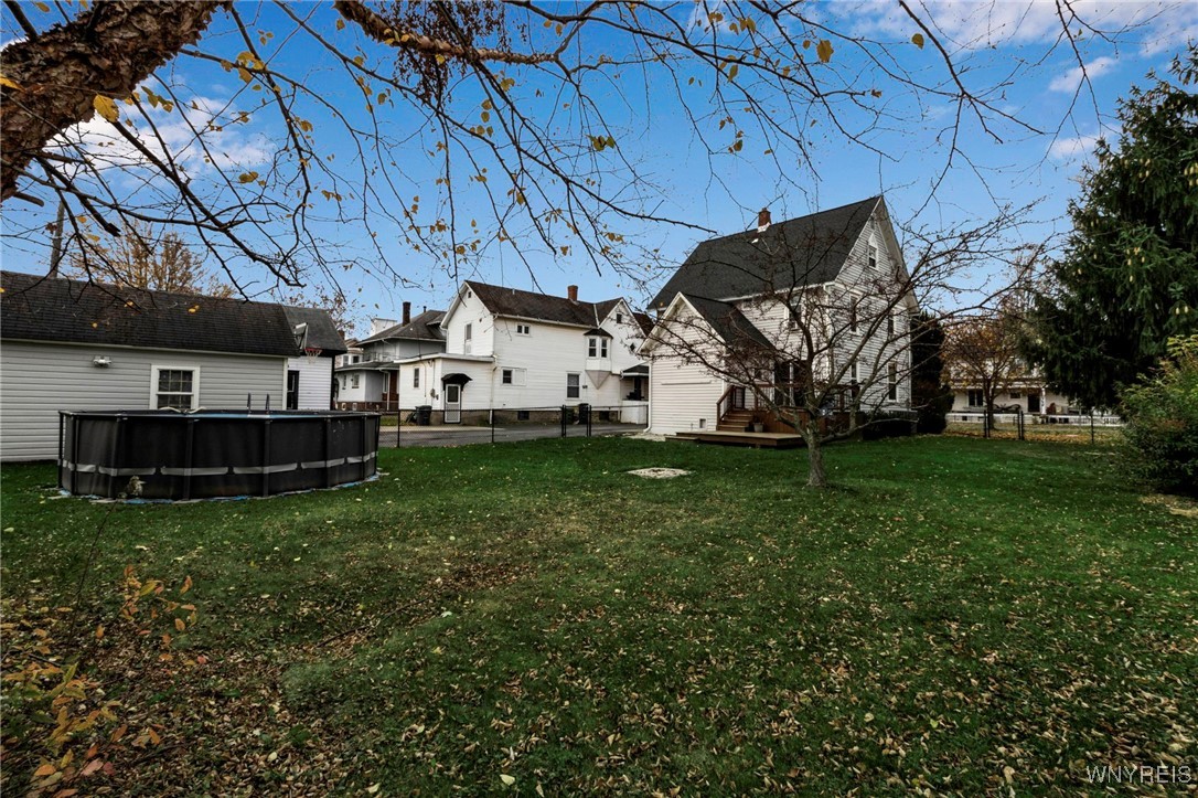 Royalton, New York 14105, United States, 5 Bedrooms Bedrooms, ,2 BathroomsBathrooms,Residential,Pending,33469