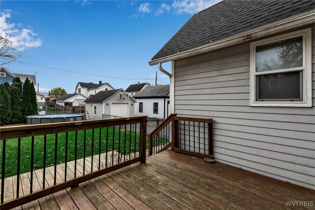 Royalton, New York 14105, United States, 5 Bedrooms Bedrooms, ,2 BathroomsBathrooms,Residential,Pending,33469