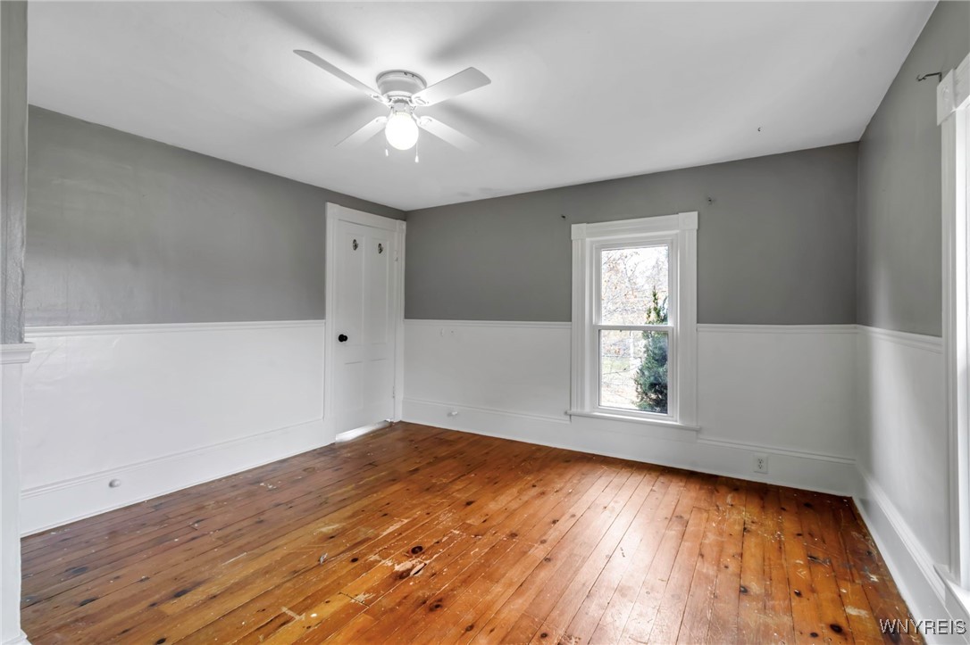 Royalton, New York 14105, United States, 5 Bedrooms Bedrooms, ,2 BathroomsBathrooms,Residential,Pending,33469