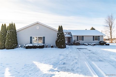 Photo of 4416 S Bennett Heights Hts, Batavia, NY 14020 (MLS # B1654987)