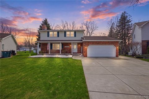 Homes For Sale - 35 Forbes Court<br/> North Tonawanda, NY 14120