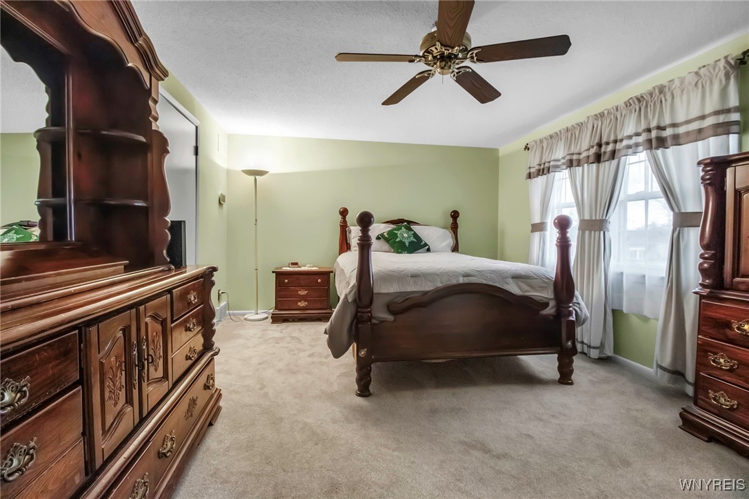 216 Stepping Stone Lane, Orchard Park, New York image 25