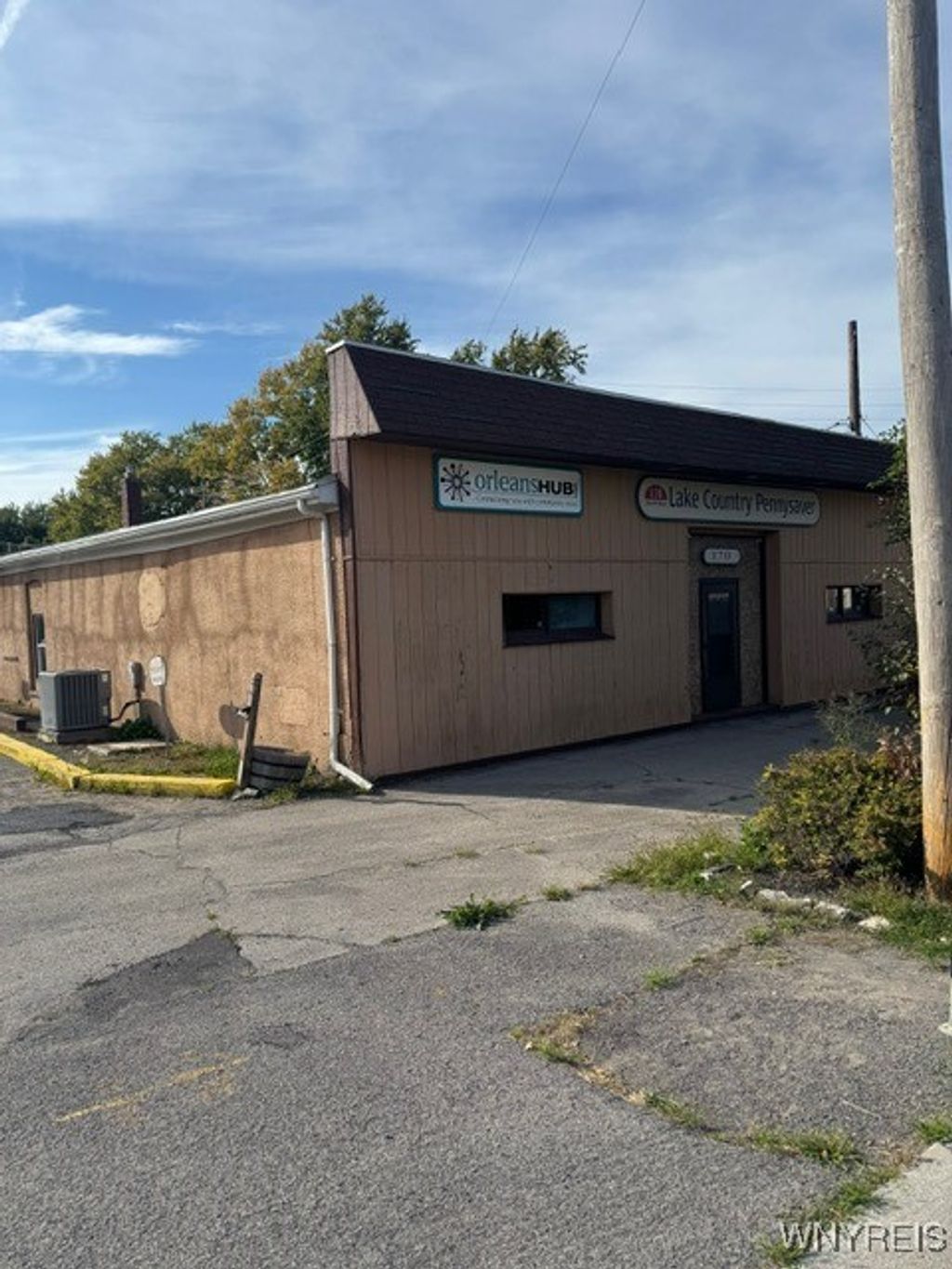 Photo of 178 N Main Street, Albion, NY 14411 (MLS # B1638290)