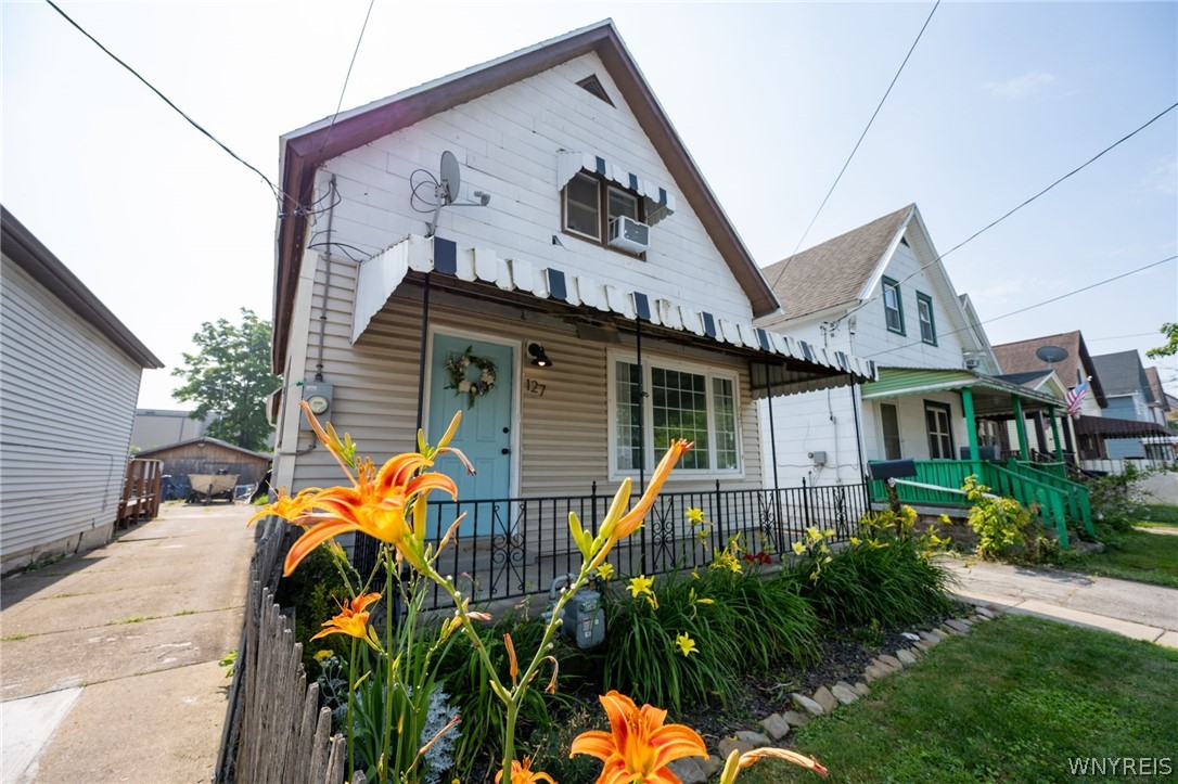 127 Baitz Avenue