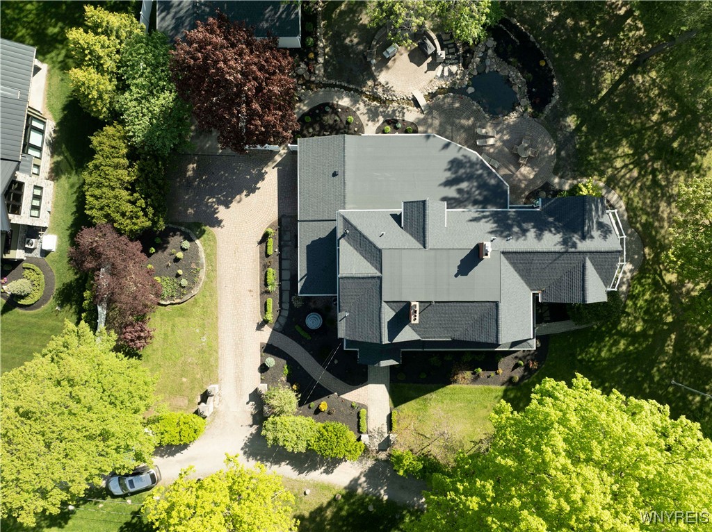 1225 W Arnold Drive, Hamburg, New York image 45