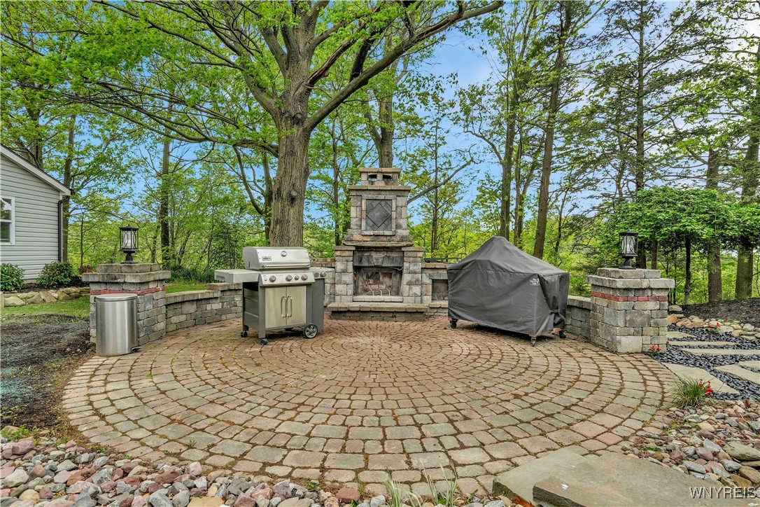 1225 W Arnold Drive, Hamburg, New York image 39