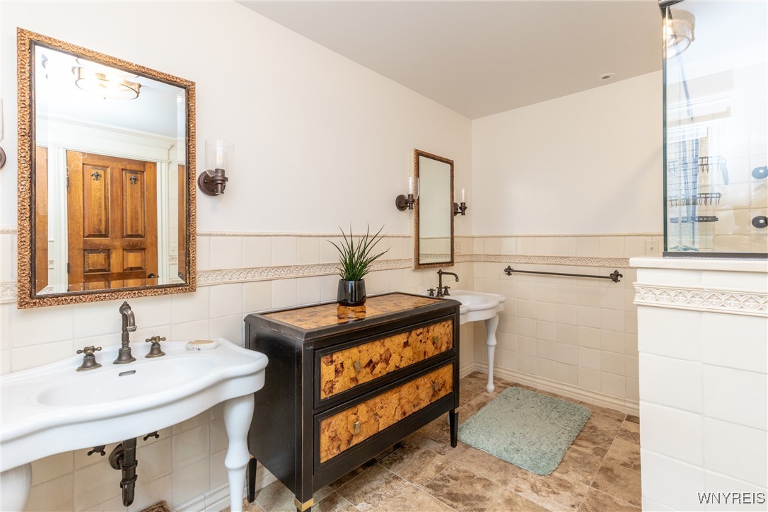 675 Potomac Avenue, Buffalo, New York image 23