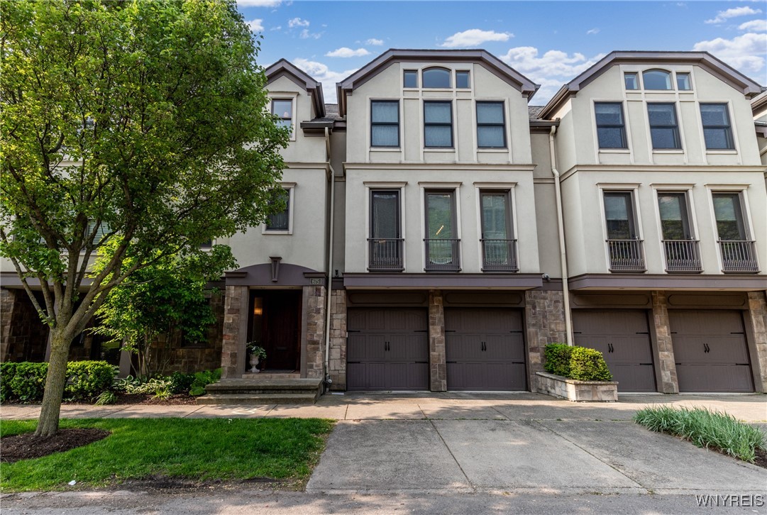 675 Potomac Avenue, Buffalo, New York image 1