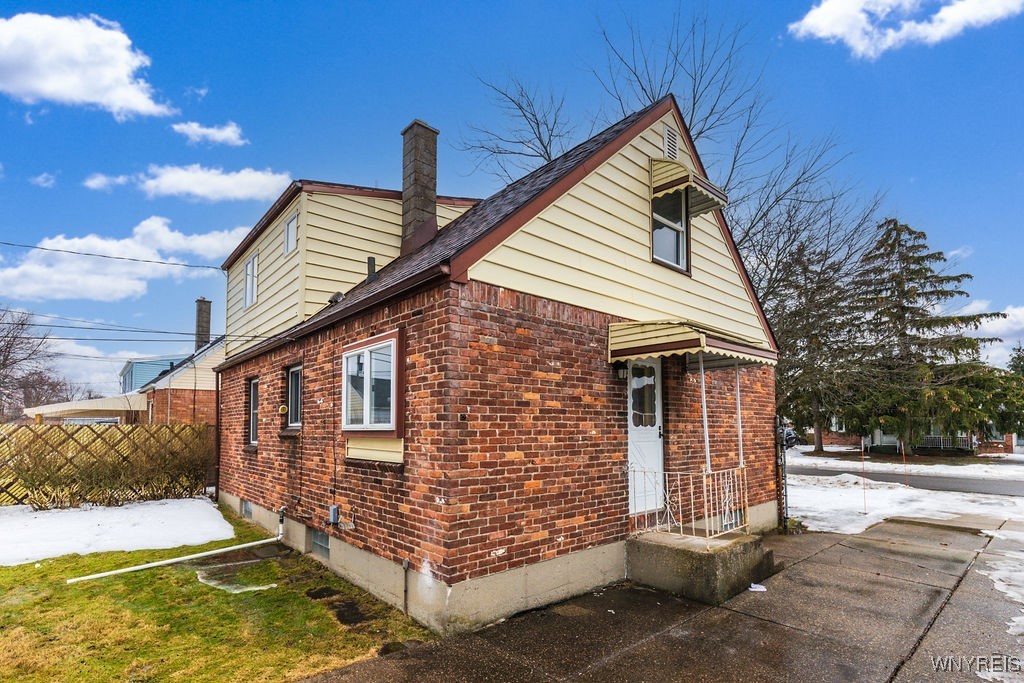300 Danbury Drive, Cheektowaga, New York image 10