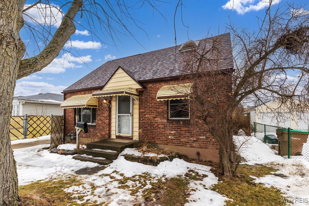 300 Danbury Drive, Cheektowaga, New York image 3
