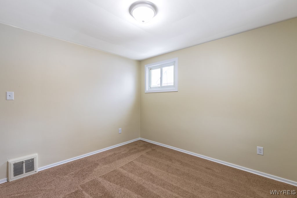 300 Danbury Drive, Cheektowaga, New York image 27