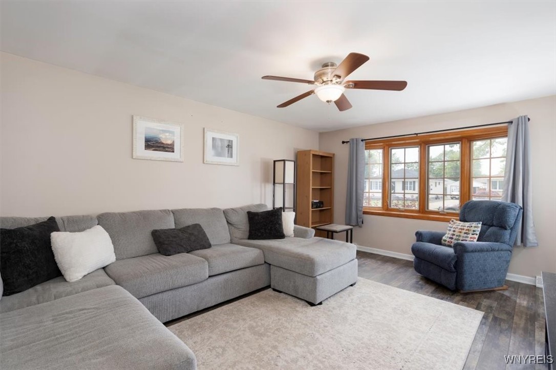 57 Royal Palm Drive, Cheektowaga, New York image 3