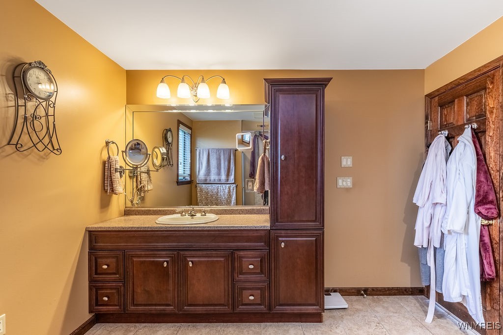 125 Laurie Lane, Grand Island, New York image 18