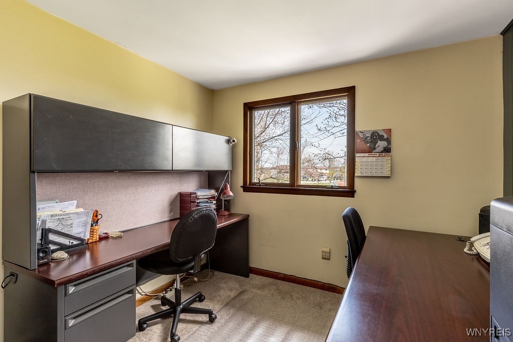 125 Laurie Lane, Grand Island, New York image 13