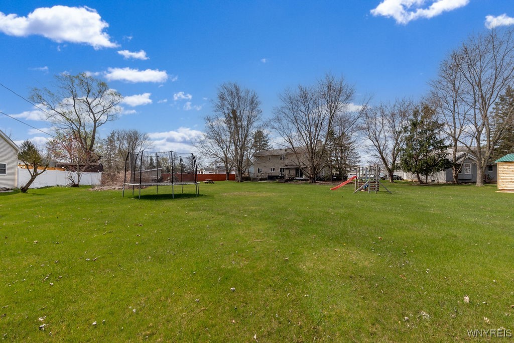125 Laurie Lane, Grand Island, New York image 32