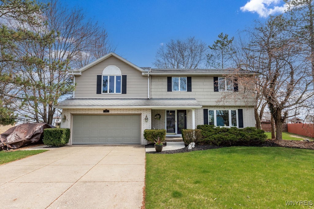 125 Laurie Lane, Grand Island, New York image 1