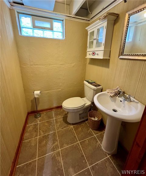 Tiny photo for 40 Hawro Place, Lancaster, NY 14043 (MLS # B1673851)