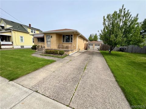 Tiny photo for 40 Hawro Place, Lancaster, NY 14043 (MLS # B1673851)