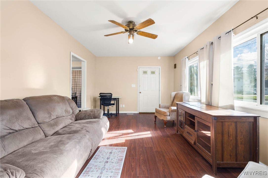 Batavia City, New York 14020, United States, 3 Bedrooms Bedrooms, ,2 BathroomsBathrooms,Residential,Active,240654