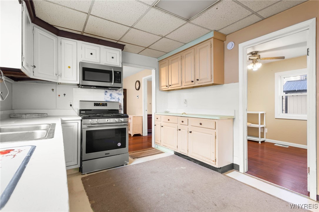 Batavia City, New York 14020, United States, 3 Bedrooms Bedrooms, ,2 BathroomsBathrooms,Residential,Active,240654