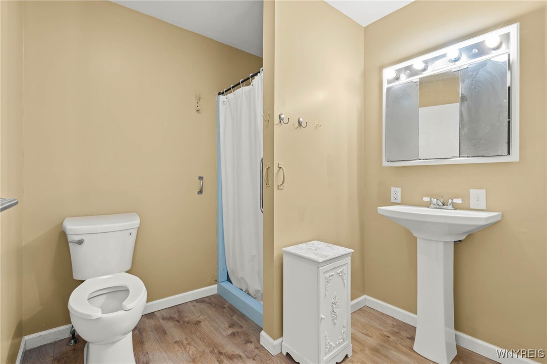 Batavia City, New York 14020, United States, 3 Bedrooms Bedrooms, ,2 BathroomsBathrooms,Residential,Active,240654