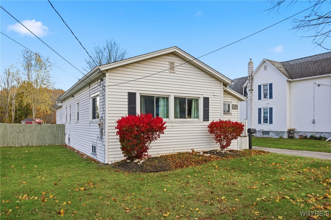 Batavia City, New York 14020, United States, 3 Bedrooms Bedrooms, ,2 BathroomsBathrooms,Residential,Active,240654