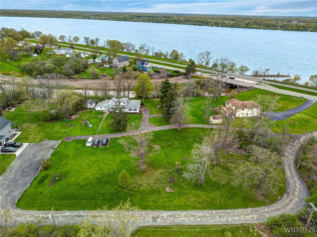 3179 W River Road, Grand Island, New York image 2