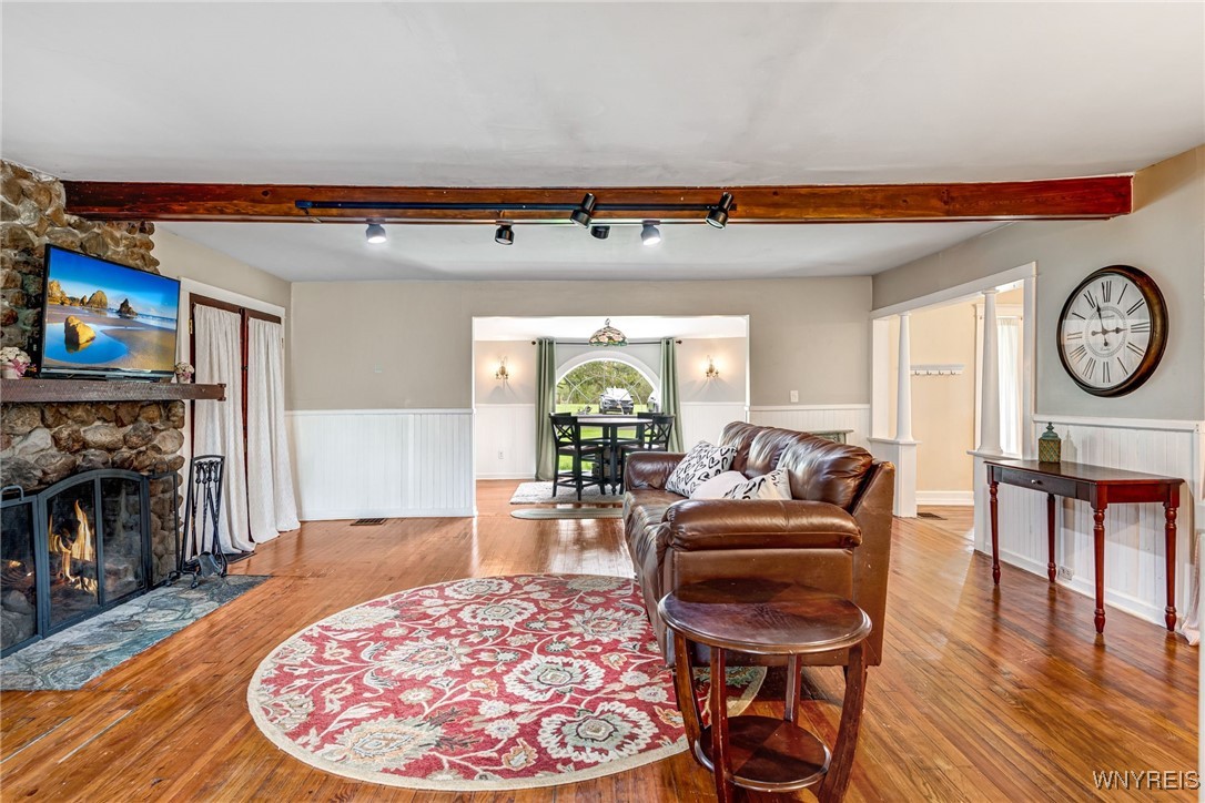 3179 W River Road, Grand Island, New York image 13