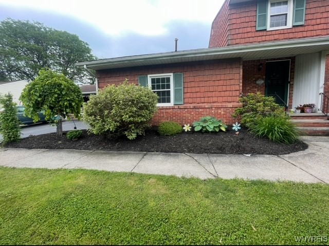5276 Mayfield Court, Clarence, New York image 2