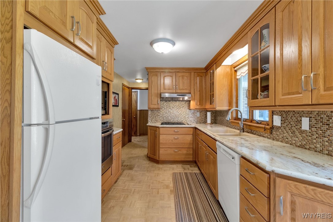 4520 Greenbriar Road