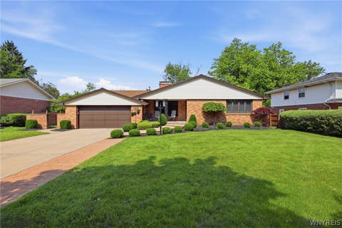 Tiny photo for 56 Tristan Lane, Amherst, NY 14221 (MLS # B1689289)