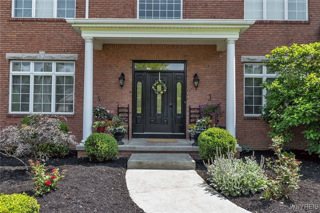 5657 Glen Iris Drive