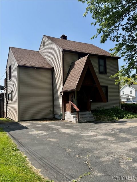 Photo of 1087 Ridge Road, Lackawanna, NY 14218 (MLS # B1694939)